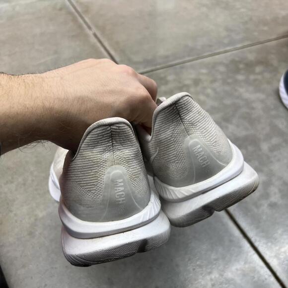 hoka one one mach 6 grey and white running shoes size 10.5 MENS - Picture 3 of 6